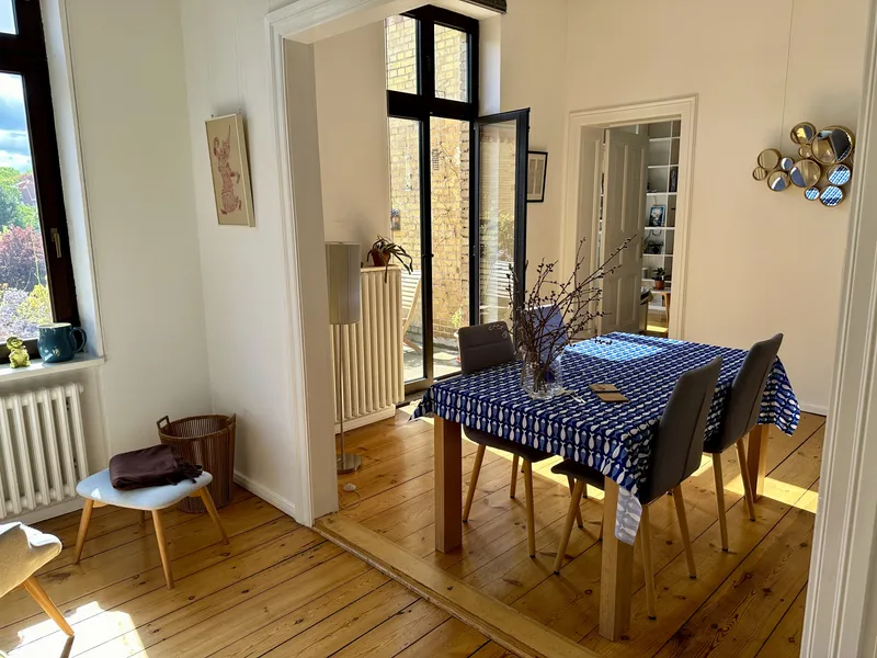 2,5 Zi möbliert, Untermiete, zeitw. WG, mind. 1 Jahr, freier Balkon Süd-West — photo 1